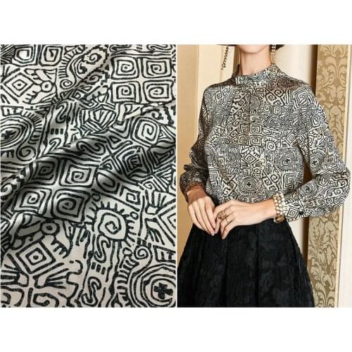 New 19mm heavy silk fabric ethnic style geometric totem printing summer stretch silk satin shirt skirt fabric