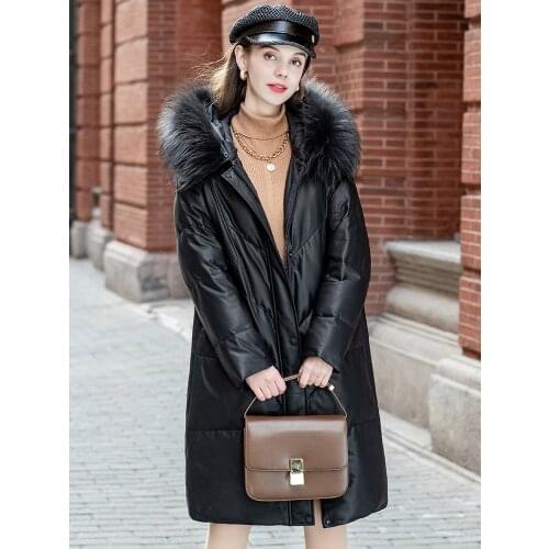 2021 New Sheep Skin Racoon Dog Hair Hooded Fur Coat Loose Leather Down Jacket Womens Mid Length