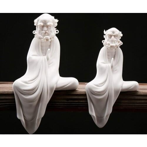 Ceramic Dharma Patriarch statue，White porcelain handmade sculpture，Chinese Buddha Statue，Home living room decoration statue