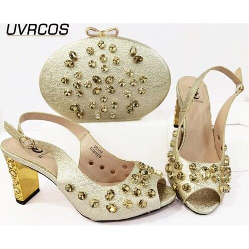 2021 Afrcian Hot Selling Italian Design Nigerian Women Shoes and Bag Set Decorated With Rhinestone in Golden Color for Party