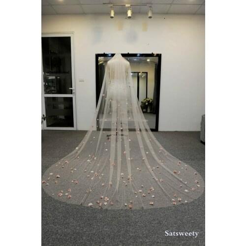 High End Customized Soft Tulle Woman Chapel Bridal Veils Multi Color Veil for Bridal 3D Flowers Wedding Veil