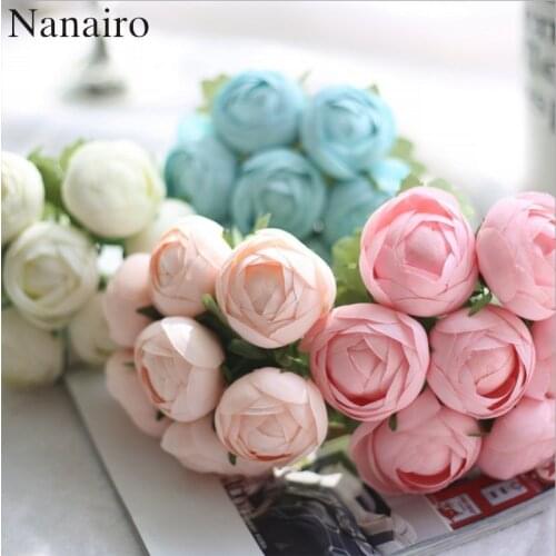 A Bouquet Of 7 Heads Silk Pink Rose Buds Artificial Flowers For Party Wedding Decoration Bride Holding Flowers Table Accessories