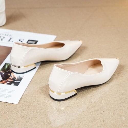 Summer Pointed-toe Women Shoes 2021 Solid PU Flats Non-slip Female Casual Shoes Plus Size 42 43 Ladies Office Work Dress Shoes