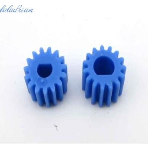 5pcs/lot 3/4mm D Hole Gear 0.5 Modules DIY Model Toy Motor Shaft Gear Plastic Gears