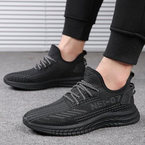 Mens sports shoes 2021 autumn new breathable mesh trend Korean sports leisure running shoes large 4748