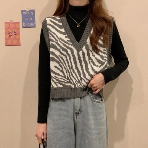 Harteen Knitted Vest Spring Autumn Simple Slim Solid Sweater Femme Top v-Neck Womens Korean Fahsion All-Match Leopard Sleeveless