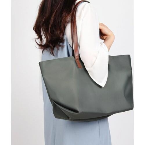 2020 New Nylon Large Capacity Business Commute Tote Bag Soft Leather Shopping Bag Shoulder Portable Womens Canvas Cow Xx