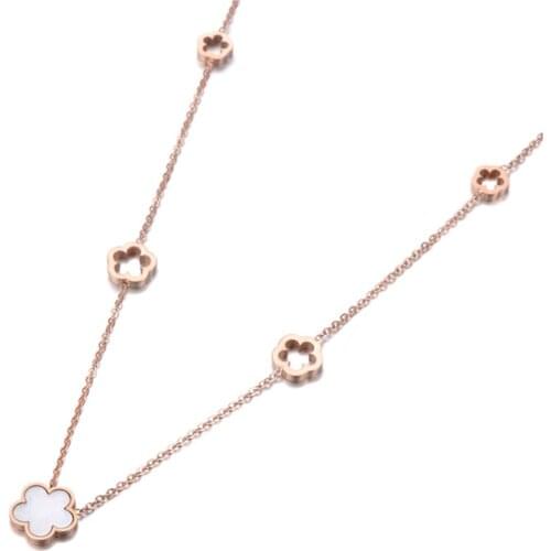 Lokaer Trendy Titanium Steel 5Pcs Flower Charm Pendant Necklaces Jewelry Rose Gold Color Wedding Necklace For Women Gifts N19100