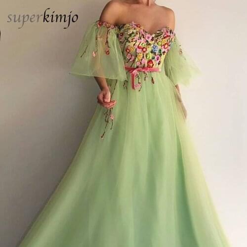 Green Prom Dresses Sweetheart Neckline Embroidery Flowers A Line Short Sleeve Arabic Evening Dresses Gowns