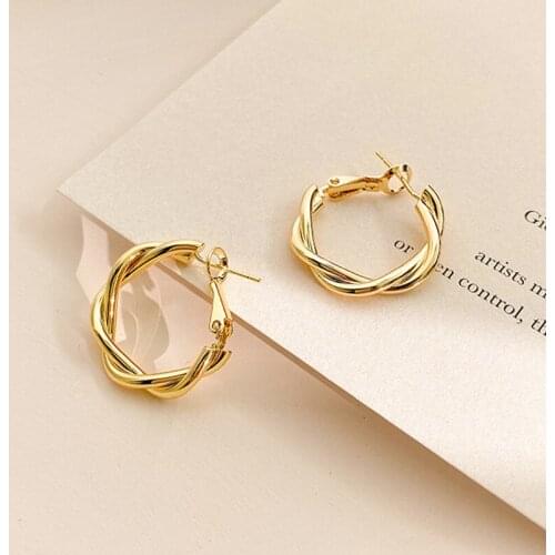 2021 Korean Distortion Interweave Twist Metal Circle Geometric Round Hoop Earrings for Women Accessories Retro Party Jewelry