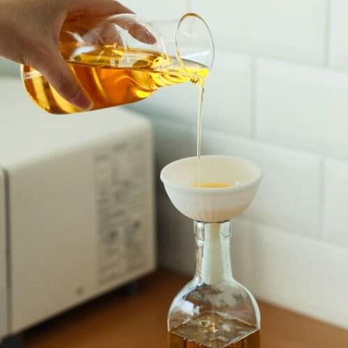 Kitchen Funnel Wide Mouth Silicone Liquid Hopper Oil Funnel for Filling Bottles Household Liquid Dispensing Kitchen Tools