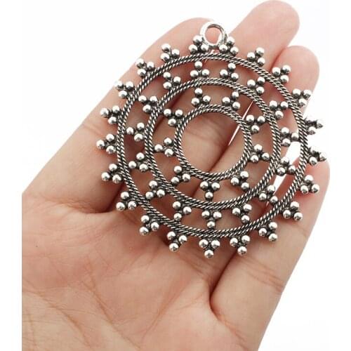 2PCS Large Jewelry Findings Antique Hollow Open Round Circle Charm Pendant for Necklace Accessories 61x58mm