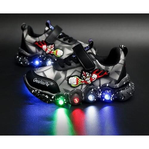 New Fashion Childrens Led Shoes Boys Lighted Sneakers Glowing Shoes for Kid Sneakers Boys Baby Sneakers Big Kids Shoes