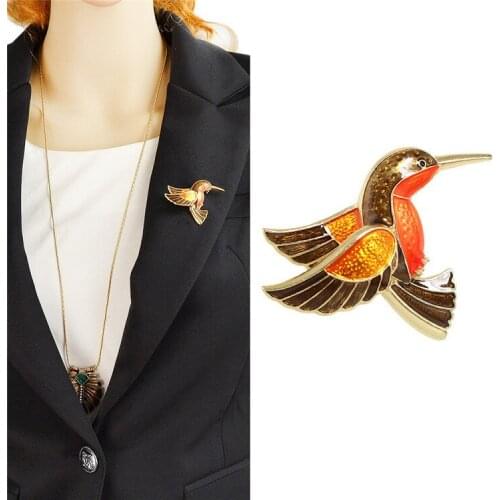 Fashion Exquisite Animals and birds Magpie Brooch Cute Enamel Pin Denim Lapel Fish Badge Blessing Gifts Men and women Jewelry