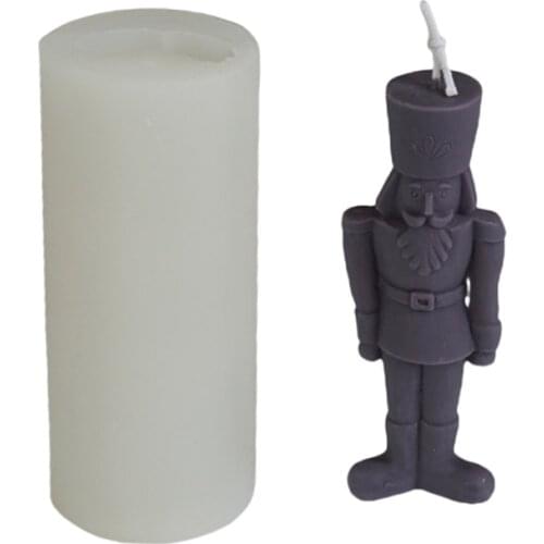 3D King Silicone Mold for Baking Chocolate Cake Dessert Mould Pastry Mousse Plaster Candle Making