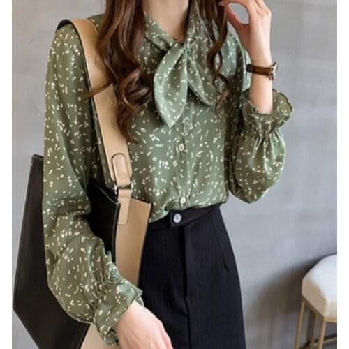Wangxiangqian Blouses With Tie