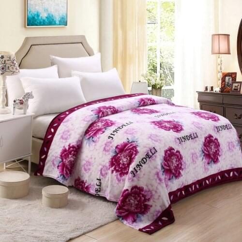 Bedspread blanket 200x230cm High Density Super Soft Flannel Blanket to on for the sofa/Bed/Car Portable Plaids