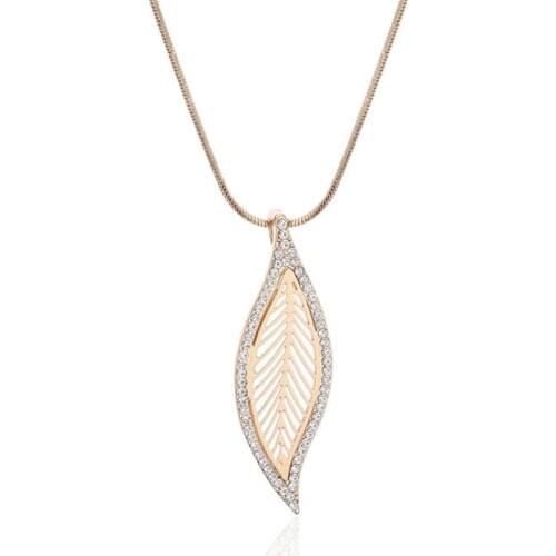 Vintage Crystal Leaf Pendant Necklace For Women Rose Gold Color Choker Short Retro Necklace Jewelry Gifts Pendants Collares