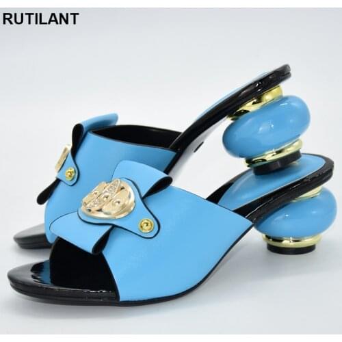 New Fashion Shoes Platform Mid Heel Woman Nigerian Women Wedding Shoe Decorated with Rhinestone Italian Style Summer Slippers