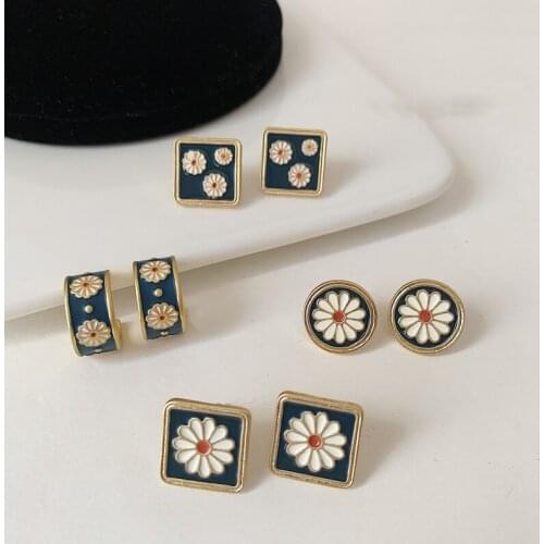 1pair Korean Cute Vintage Flower Enamel Square Round Glaze Stud Earrings for Women Fashion Boucle D'oreille Brincos Jewelry