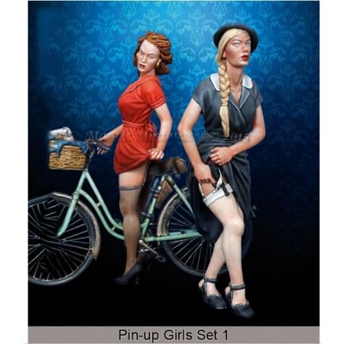 New Unassembled 1/35 Pin-up Girls(NO cars and accessories) Figures Resin Kit DIY Toys Unpainted kits