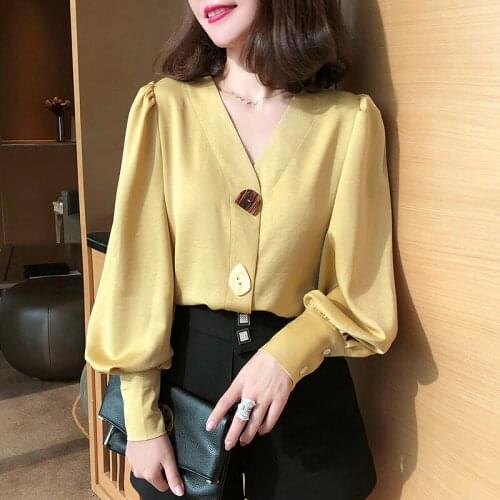 Vintage puff sleeve blouse women 2021 spring summer elegant V-Neck button cardigan tops haut femme blusa womens tops and blouses