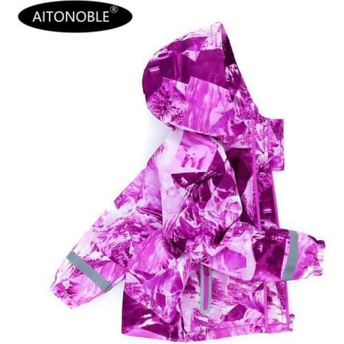 New Girls' Winter Jacket Windbreak Plus Velvet Thick Warm Windproof Kids Coats Mountaineering Hooded Waterproof with a Cute Bag