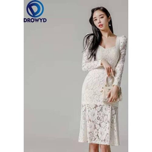 2021 Summer New White Sexy Party Night Club Dress Women Hollow Out Lace Square-neck Long Sleeve Slim Trumpet / Mermaid Dresses