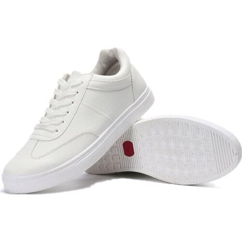 Solid White Men Casual Shoes Sneakers 2020 Spring Autumn Lightweight PU Leather Mens Flats Leisure Trend Black