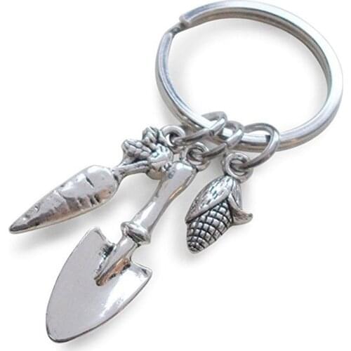 European and American foreign trade trinkets Gardener Shovel Carrot Corn Gardener Dad and Grandpa Keychain