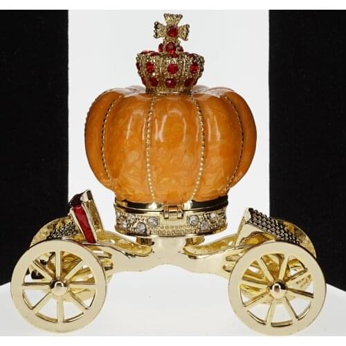 New Halloween Best Gift Enamelled Colored Metal Rhinestone Pumpkin Carriage Design Storage Box Fairy Luxury Home Room Decoration