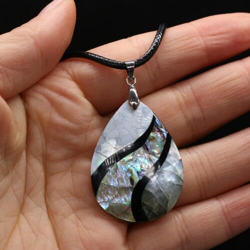 Natural Shell Necklace With Drop-Shaped Pendant Leather Cord 2MM Charms For Elegant Women Love Romantic Gift