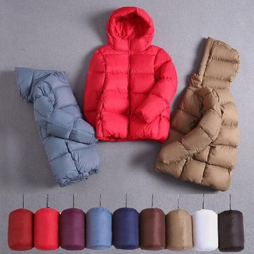 FTLZZ New Ultra Light Hooded Short Jacket Women 90% White Duck Down Coat Casual Windbreak Parkers Lightweight Warm Snow Outwear