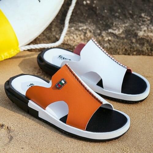 2019 Men Summer Slippers Hot Sandals Fashion Peep Toe PU Flip Flops Shoes Male Outdoor Non-slip Flat Beach Shoes Big Size 38-46