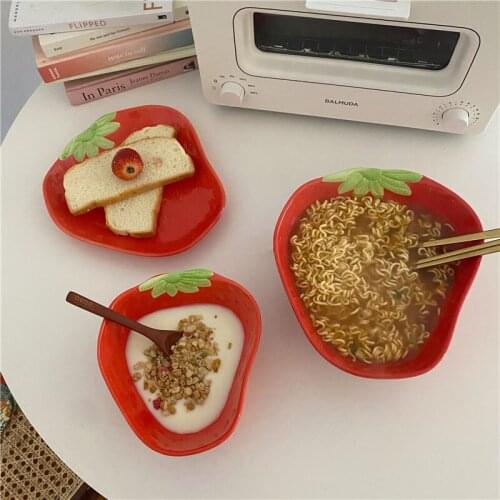 Ins Strawberry Cute Bowl Red Ceramic Vajilla Salads Instant Noodles Bowl 8.5Inch Tableware Bowls 그릇 Bargains Bowls