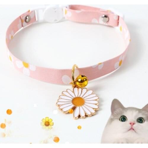 Daisy Flower Pendant Pet Collars Adjustable Floral Cute Cat Kitty Collar Small Dogs Puppy Collars Rabbit Necklace Pet Supplies