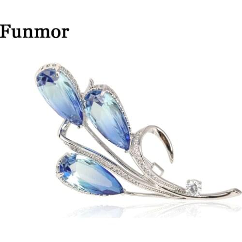 Funmor Exquisite Gradient Zircon Flower Copper Brooch Crystal Pins Women Girls Dress Costume Accessories Wedding Jewelry Gifts