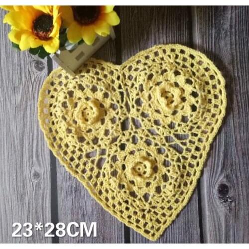 Vintage Handmade Hollow Crochet Heart Lace Cotton Christmas Table Placemats Coffee Coaster Mug Glass Dish Mat Pad Table Decor