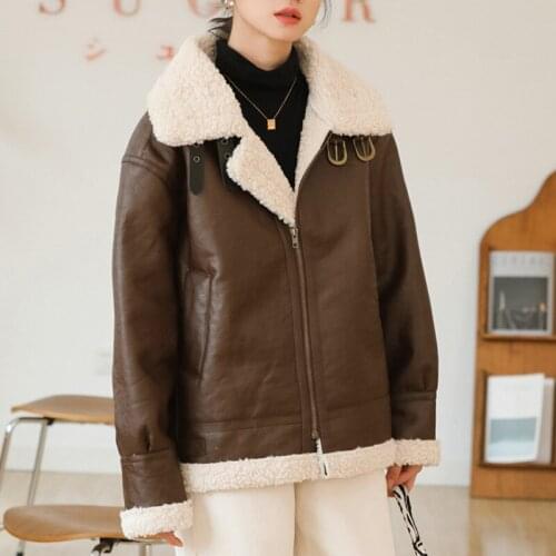 Trendy Winter Women Faux Lamb Leather Thick Warm Jacket Streetwear Turndown Collar Moto Biker Coat Oversized Female Outwear