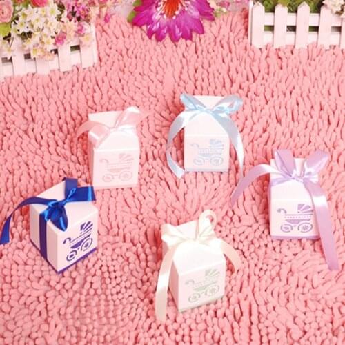 10Pcs/set Laser Cut Hollow Carriage Favors Gifts Candy Boxes With Ribbon Baby Shower Wedding Party Supplies 5Z