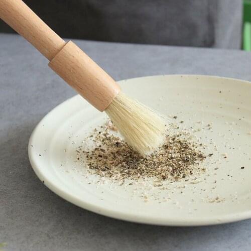 Wood Brush Round Baking Oil Brush Japanese Style Beech Solid Wood Oil Brush Barbecue Brush Household Kitchen Tools 2021