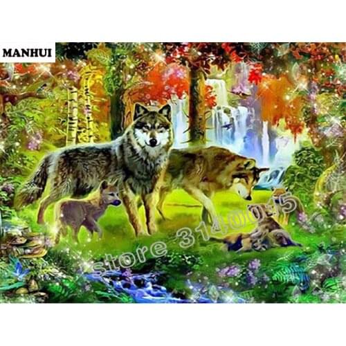 The wolf in the forest mosaic painting full diamond painting cross stitch animal square diamond embroidery animals BFC062