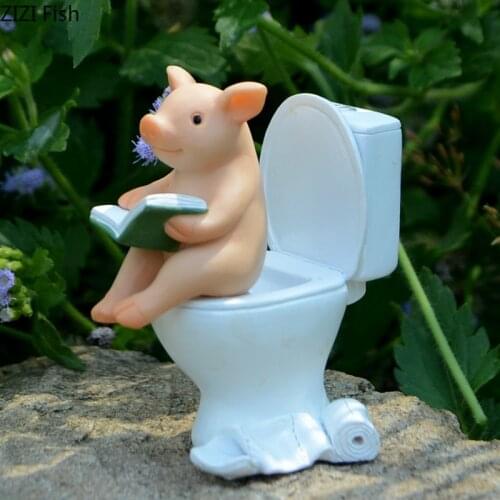 Creative Cartoon Cute Animal Figurines Resin Piggy Toilet Crafts Girl Gift Living Room Office Decoration Modern Home Decoration