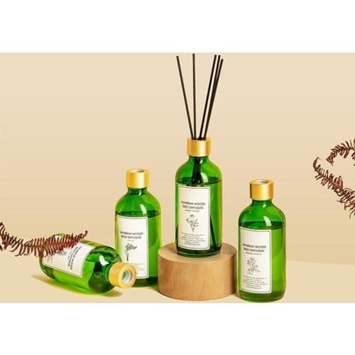 1pcs Daybreak Woods Reed Diffuser with Green Glass Bottle, Black Rattan Sticks and 200ml France Essential Oil 16 Scents Perfume