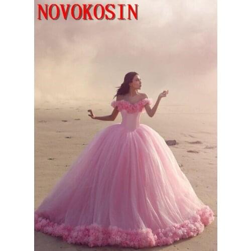 2019 Baby Pink Ball Gown Quinceanera Dresses Off the Shoulder Corset Flowers Sweet 16 Prom Dresses with Ruffles Party Dress