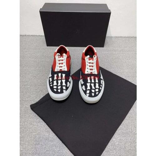 Man Fashion Black Red Skeleton Toe Sneakers Classic Low Top Lace Up Silhouette Leather Skeleton Applique Hand-cut Shoes