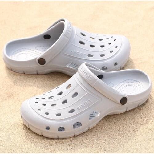2020 summer beach Clogs slippers men casual Shoes Fashion Hollow Out Breathable men for Flip Flops PVC Massage Sandals TX13