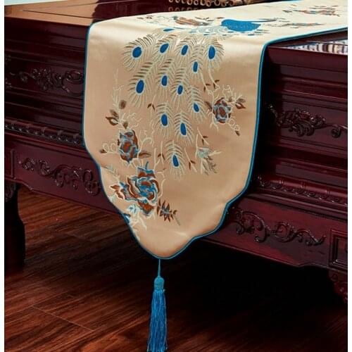 Peacock Embroider Table Runner Tassel Morden Luxury Table Decoration Accessory Party Wedding Decoration Table Art