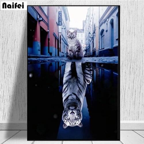 Diamond Embroidery Reflection animals tiger cat 5d DIY Full square round Diamond Painting Mosaic Rhinestones Wall Art home Decor