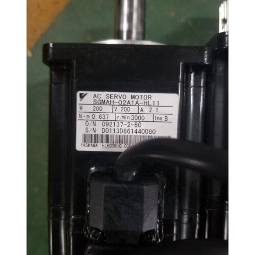 SGMAH-02A1A-HL11 servo motor , used in good condition . 85% appearance new , good working , free shipping
